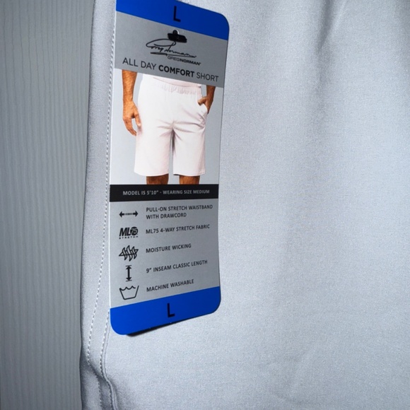 NEW GREG NORMAN SHORTS - Picture 3 of 4